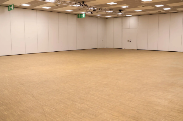 MOA Berlin venue corridor